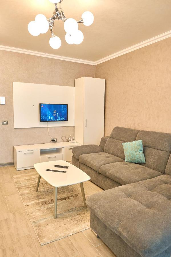 Moonstar Apartment - Spa N Pools Beach Resort Mamaia Εξωτερικό φωτογραφία